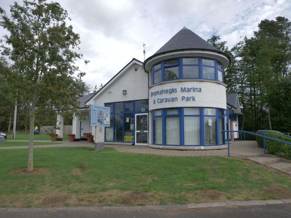 Vivienne Hotel Ballymoney Kültér fotó
